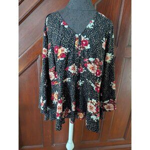 Torrid Floral Print Black Blouse With Hook Closures & Flared Sleeves Size 4
